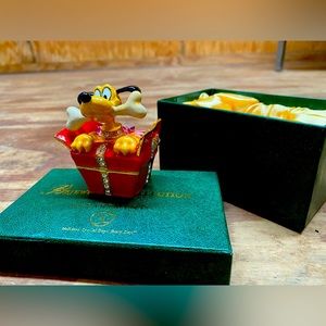 Dept 56 Bejeweled Box Pluto with Bejeweled Gift Box